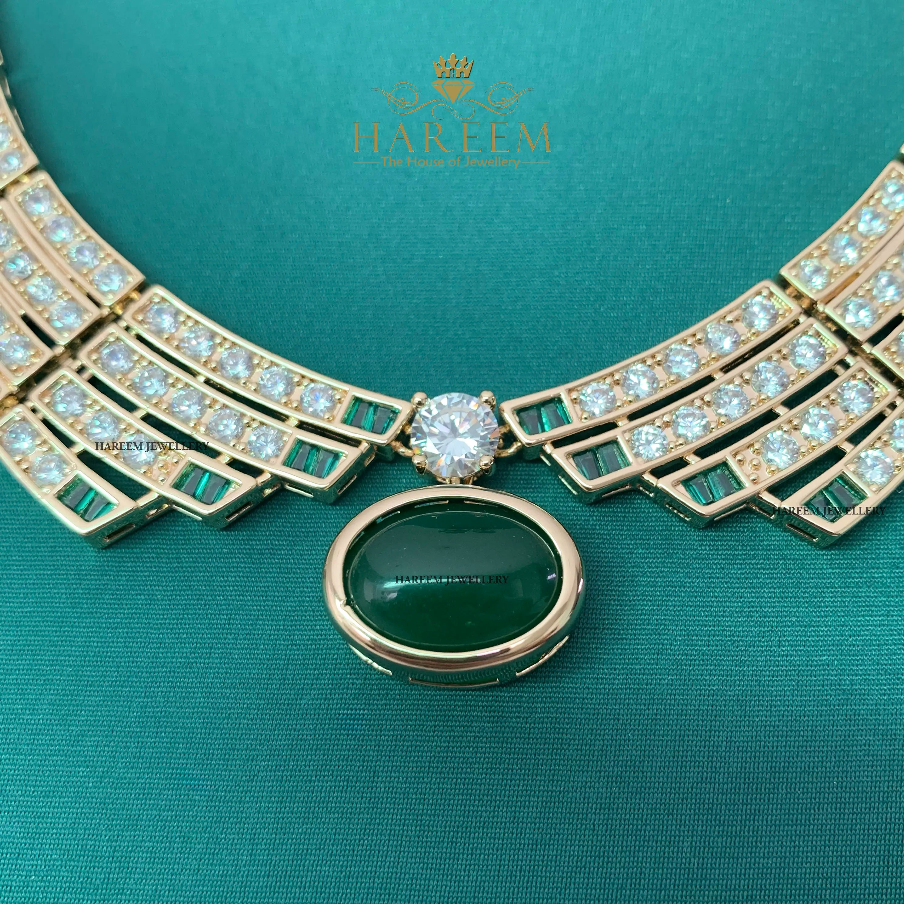 Emerald Beauty Stone Necklace Set