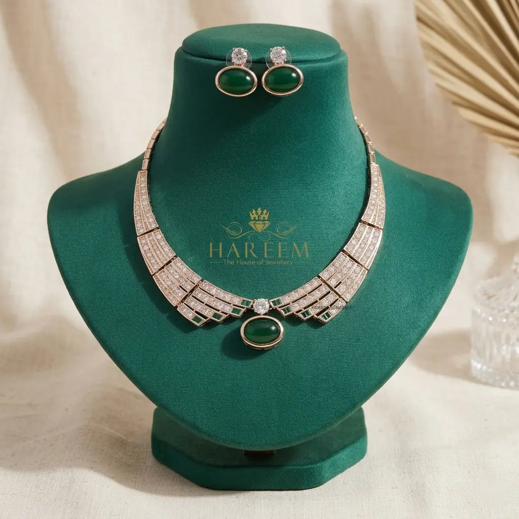 Emerald Beauty Stone Necklace Set