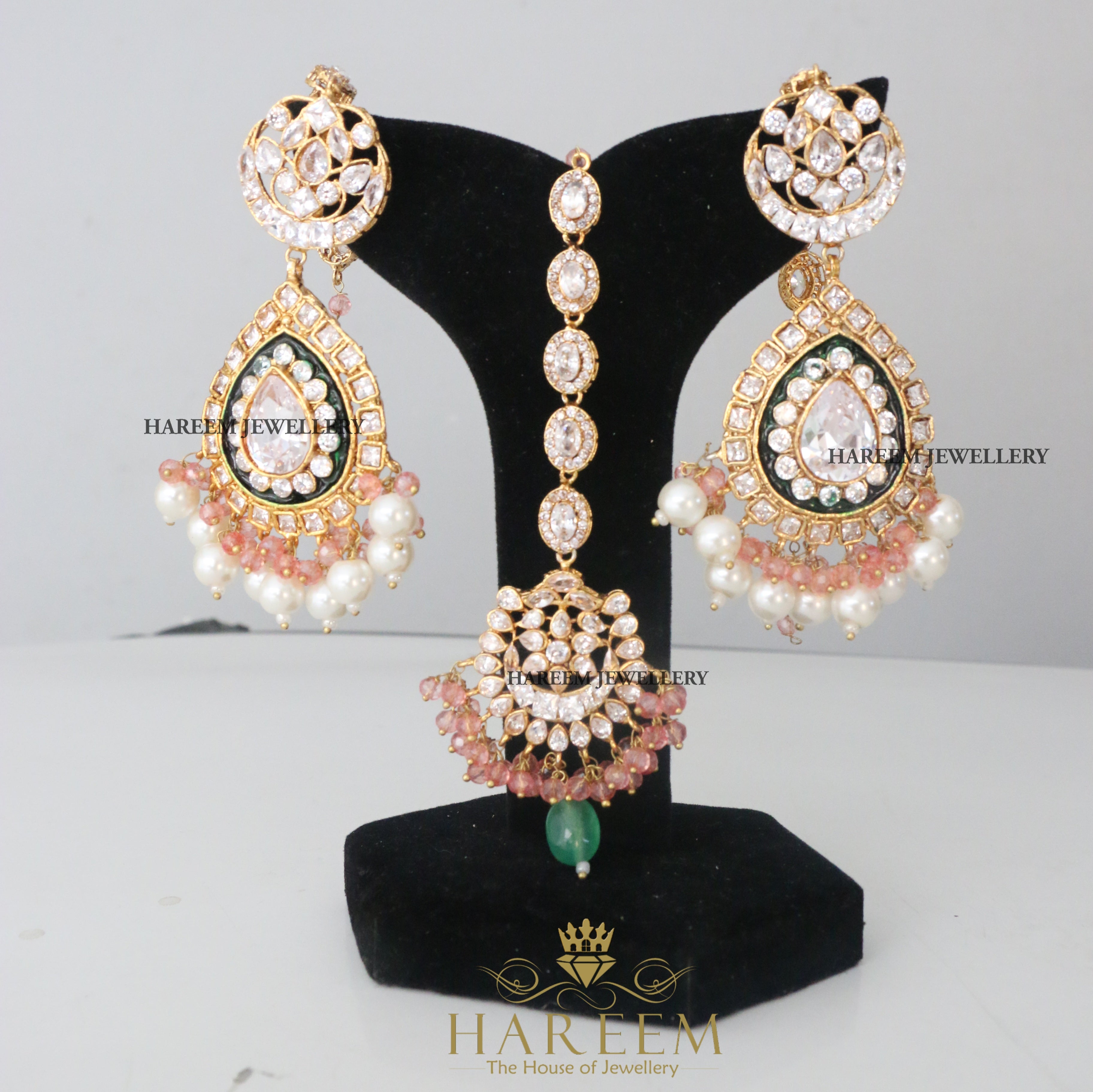 Anushka Earrings Tika Combo