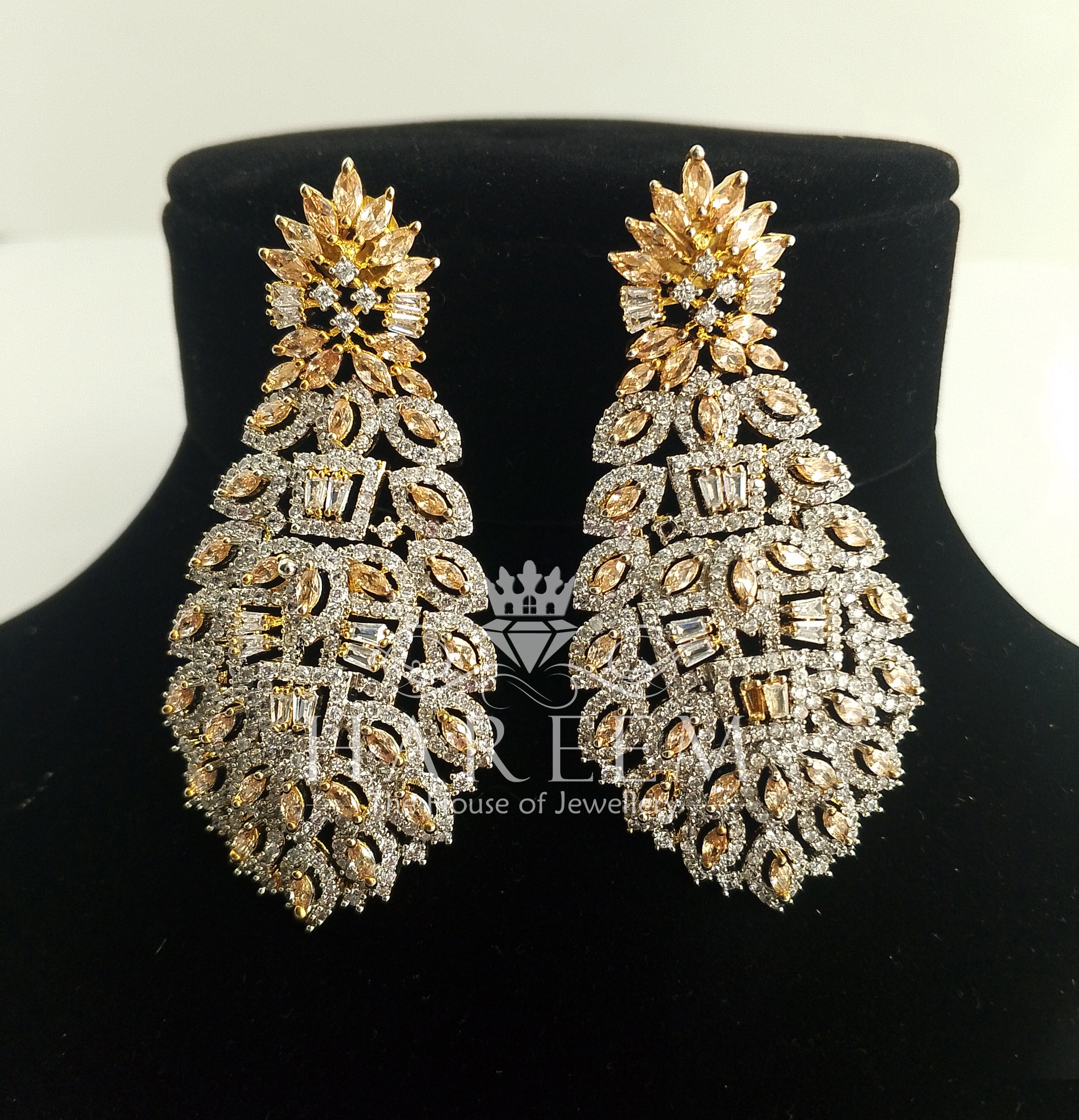 Sohaye Diamond Set