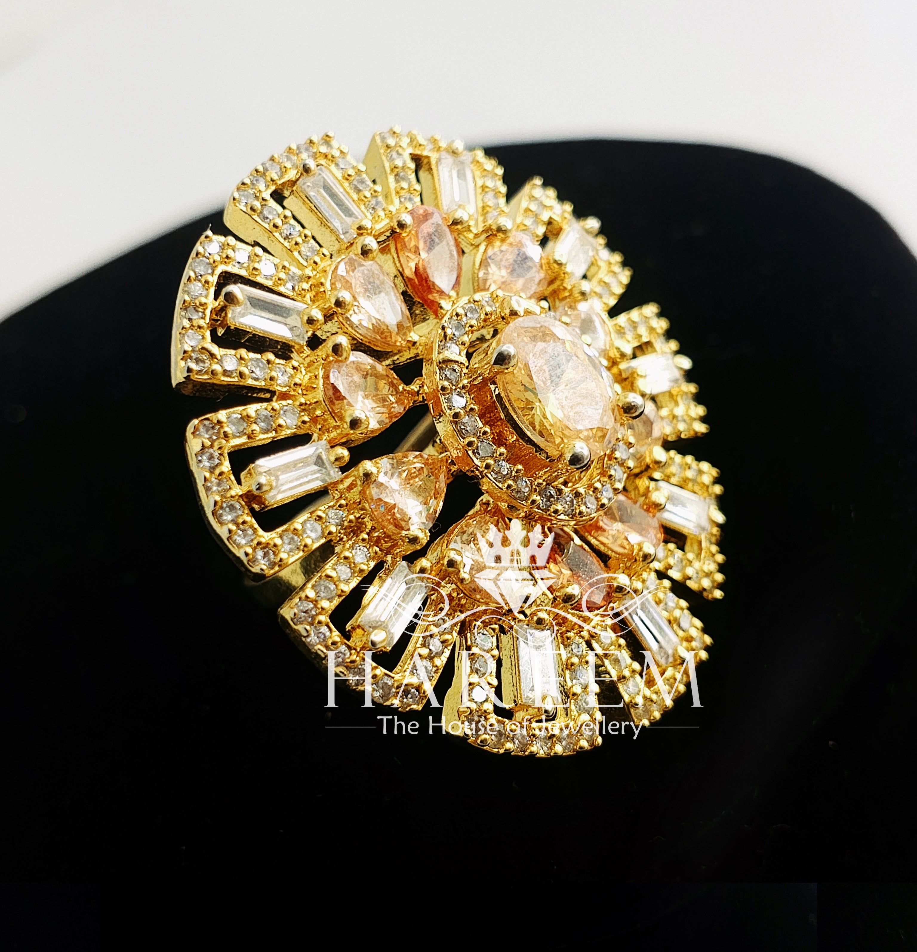 Zobia Diamond Set