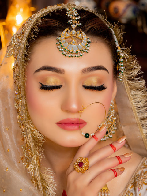 Imsha Farshi luxe Kundan Set