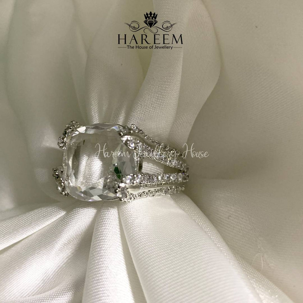 Zayla Ring