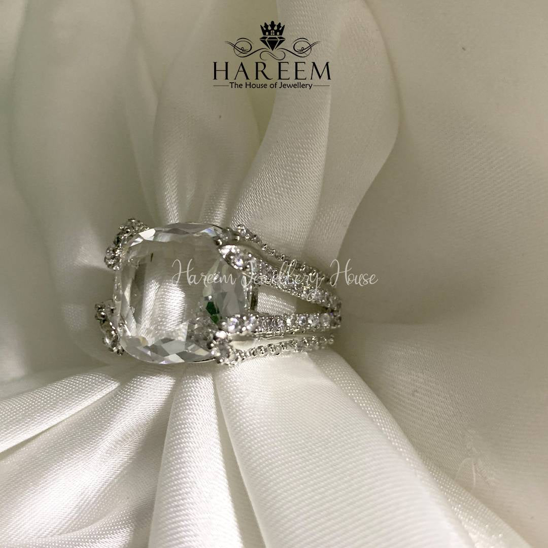 Zayla Ring