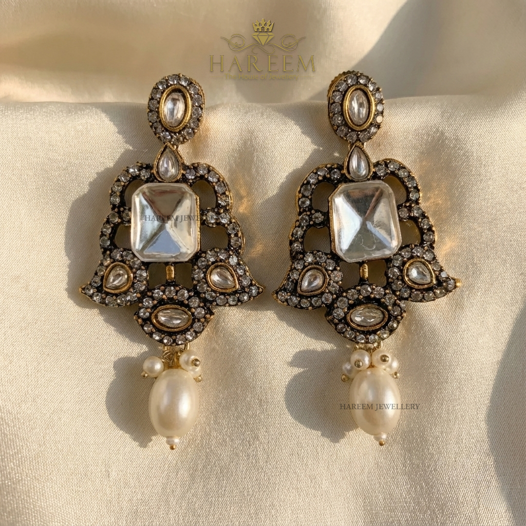 KYRAH victorian charm Chokar set