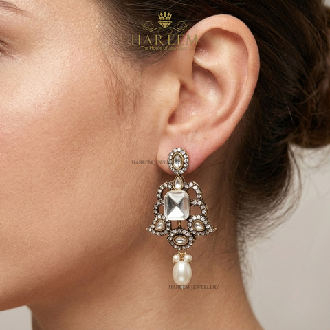 KYRAH victorian charm Chokar set