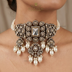 KYRAH victorian charm Chokar set