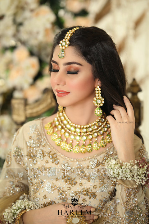 Noor-e-Haya Kundan Set