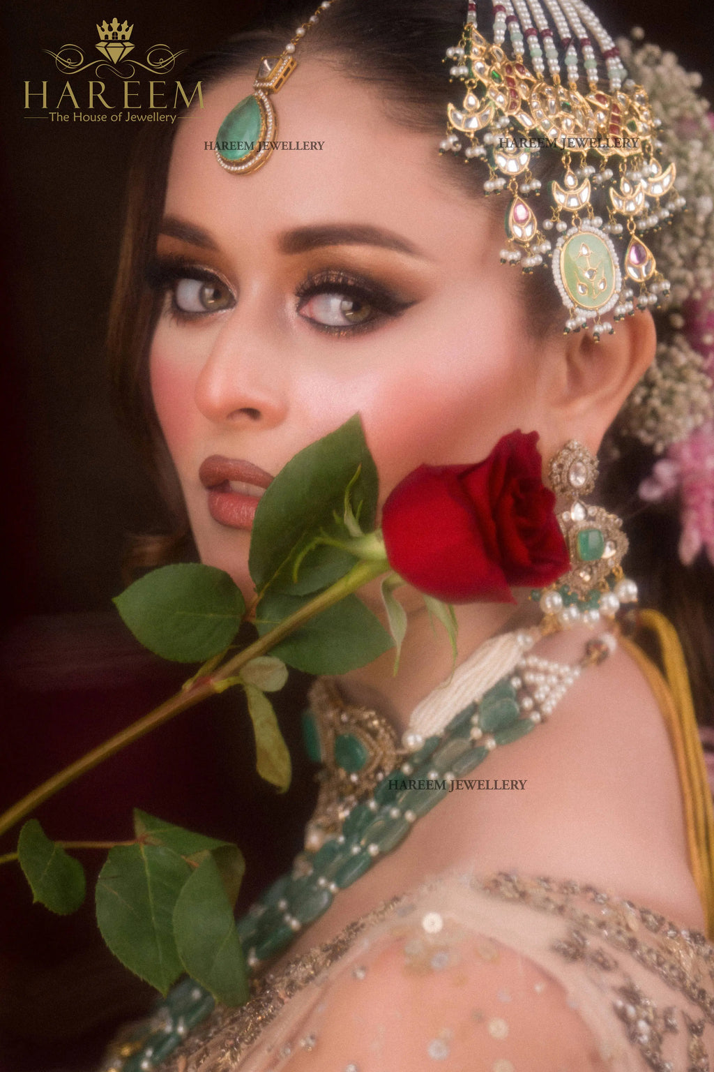 Aliya Dublet stone Mossanite set Look
