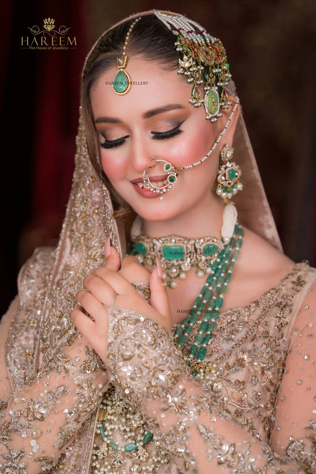 Aliya Dublet stone Mossanite set Look
