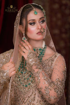 Aliya Dublet stone Mossanite set Look