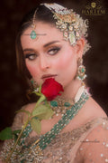 Aliya Dublet stone Mossanite set Look