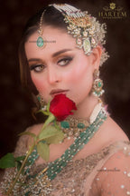 Aliya Dublet stone Mossanite set Look