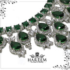 LEENA NECKLACE